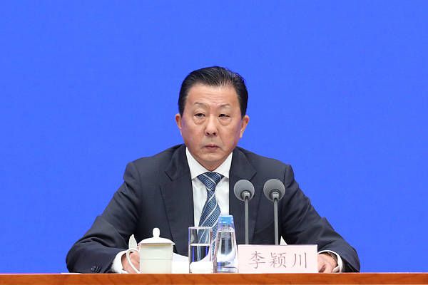 免费aⅴ在线