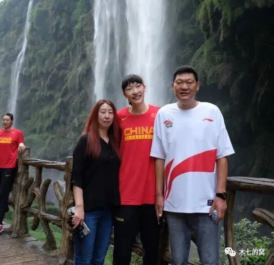 背着丈夫的外遇之旅